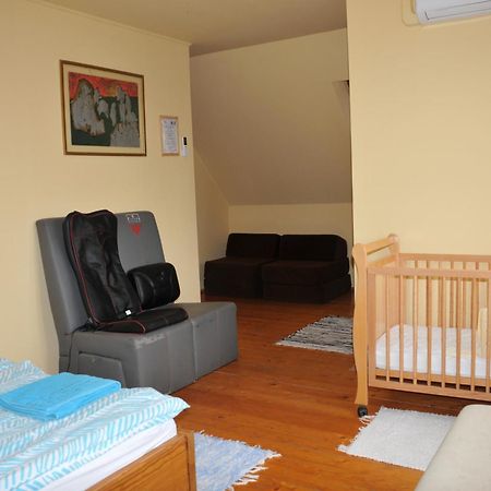 Bed and Breakfast Casa Napsugár Panzió Apostag Habitación foto