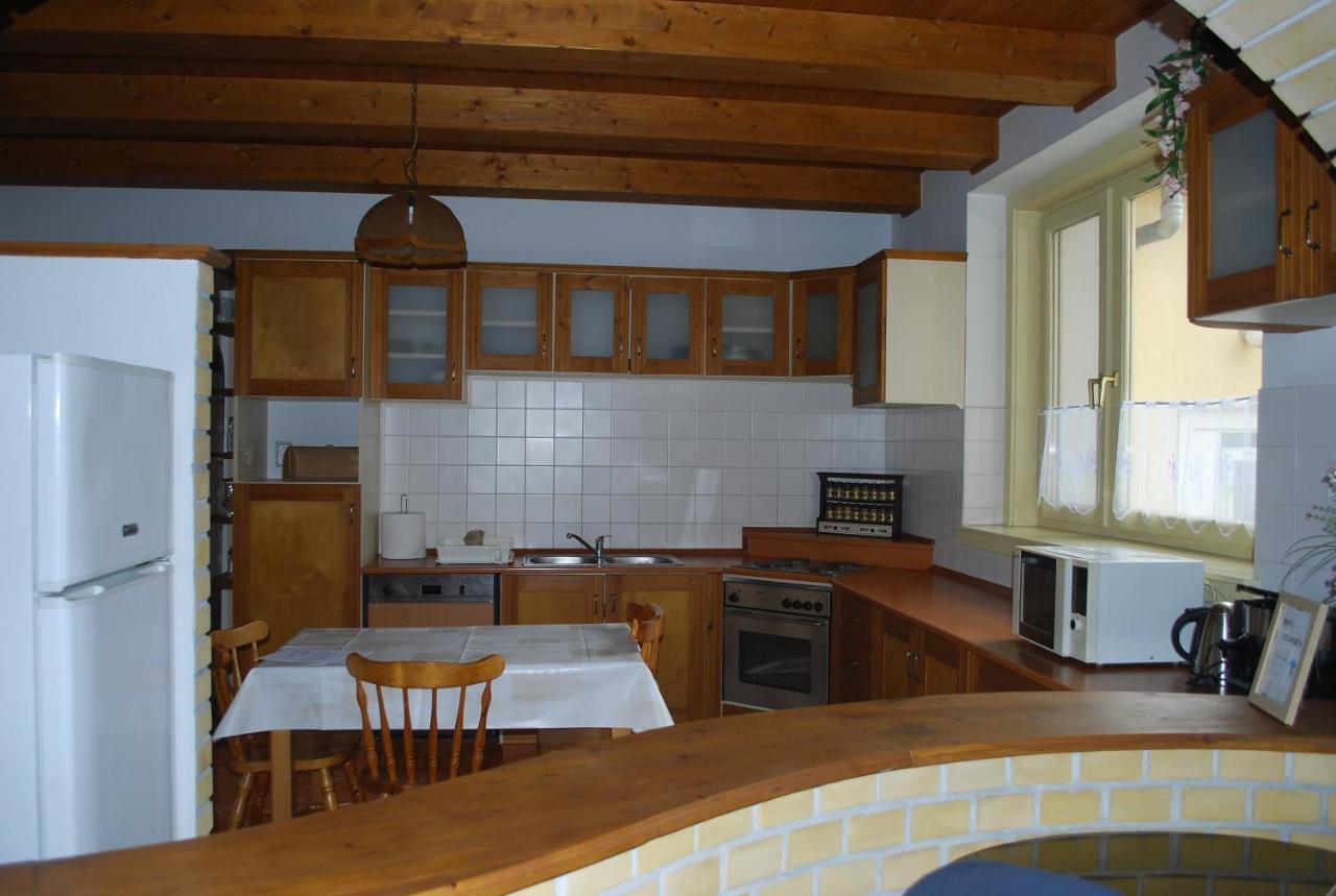 Bed and Breakfast Casa Napsugár Panzió Apostag Exterior foto