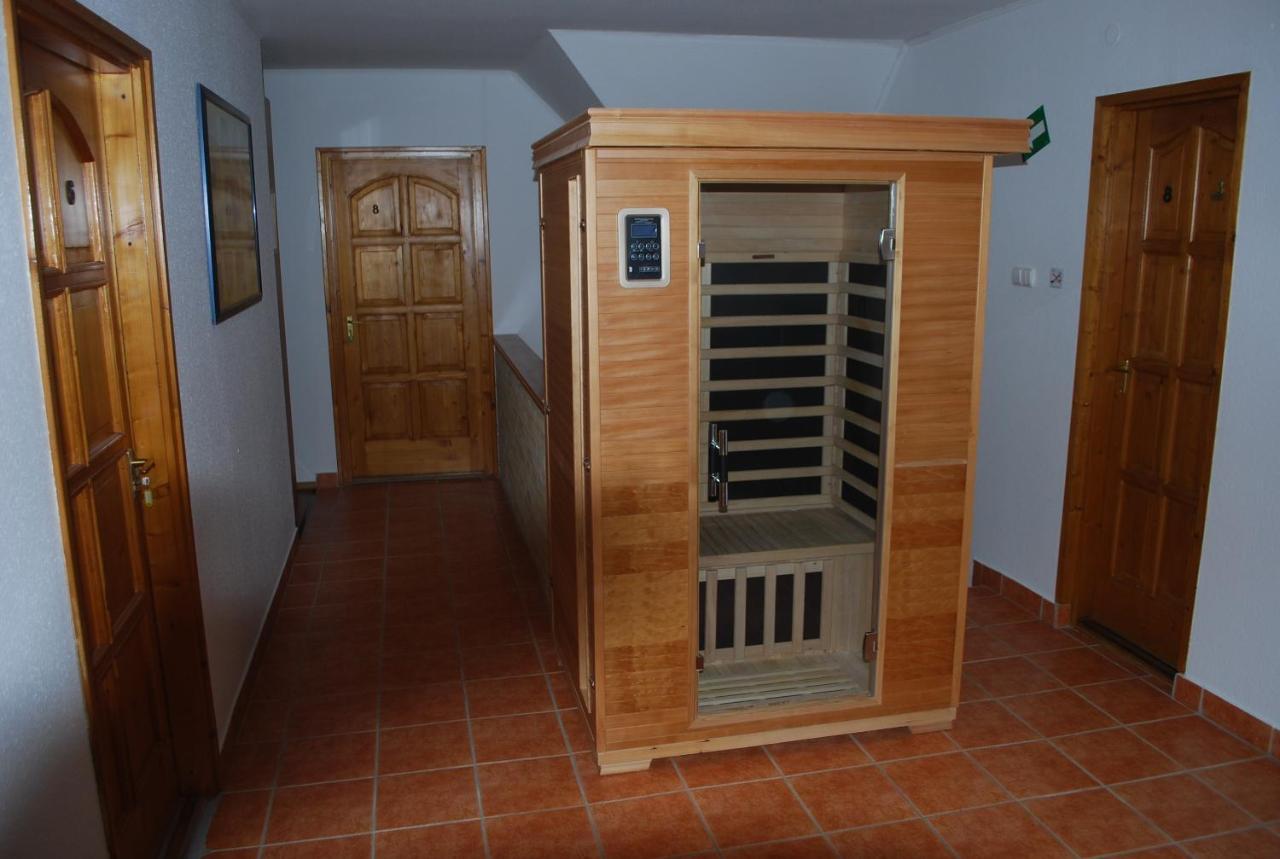 Bed and Breakfast Casa Napsugár Panzió Apostag Exterior foto