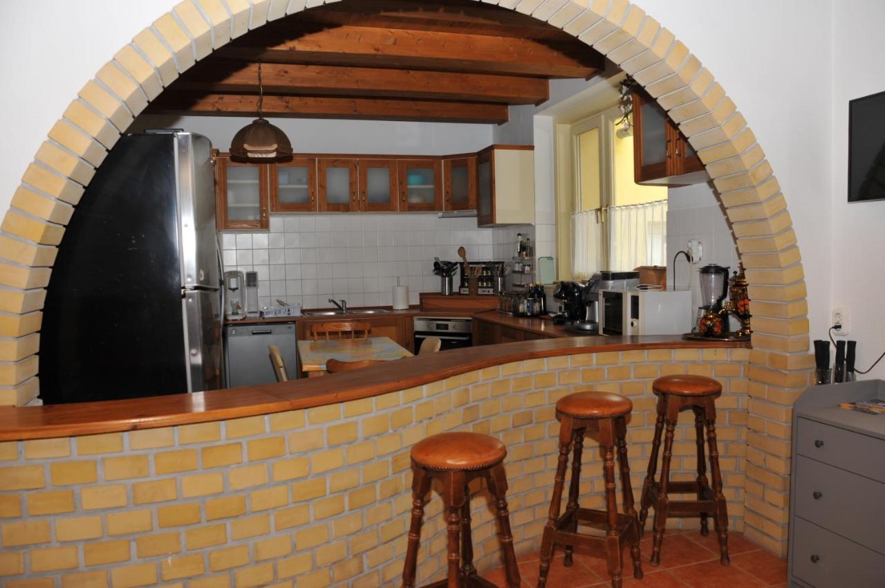 Bed and Breakfast Casa Napsugár Panzió Apostag Exterior foto