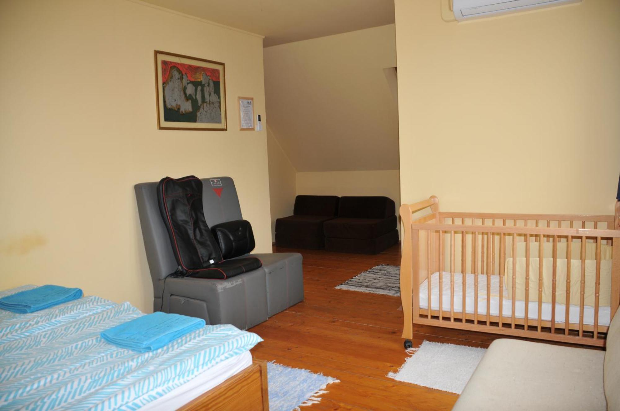 Bed and Breakfast Casa Napsugár Panzió Apostag Habitación foto